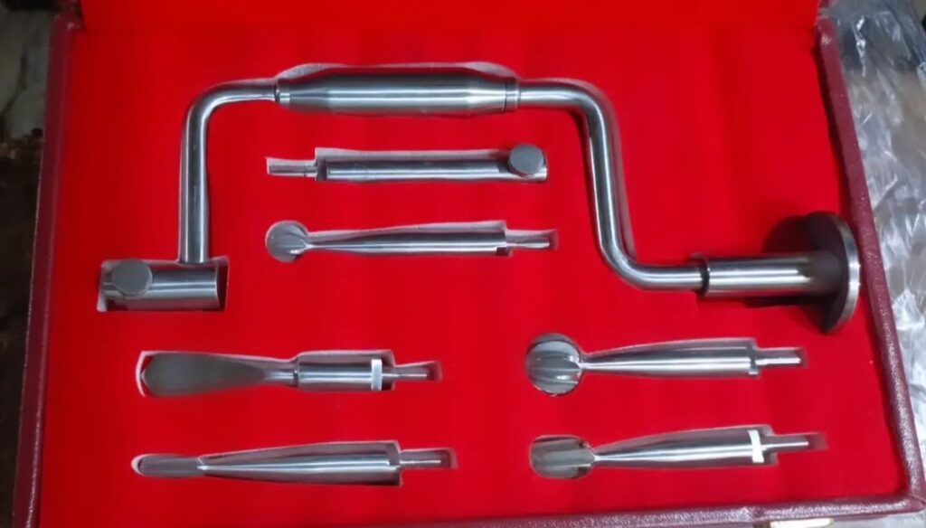Hudson Brace Hand Drill