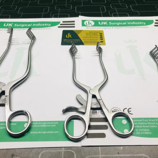 Wound retractor stainless steel standard quality